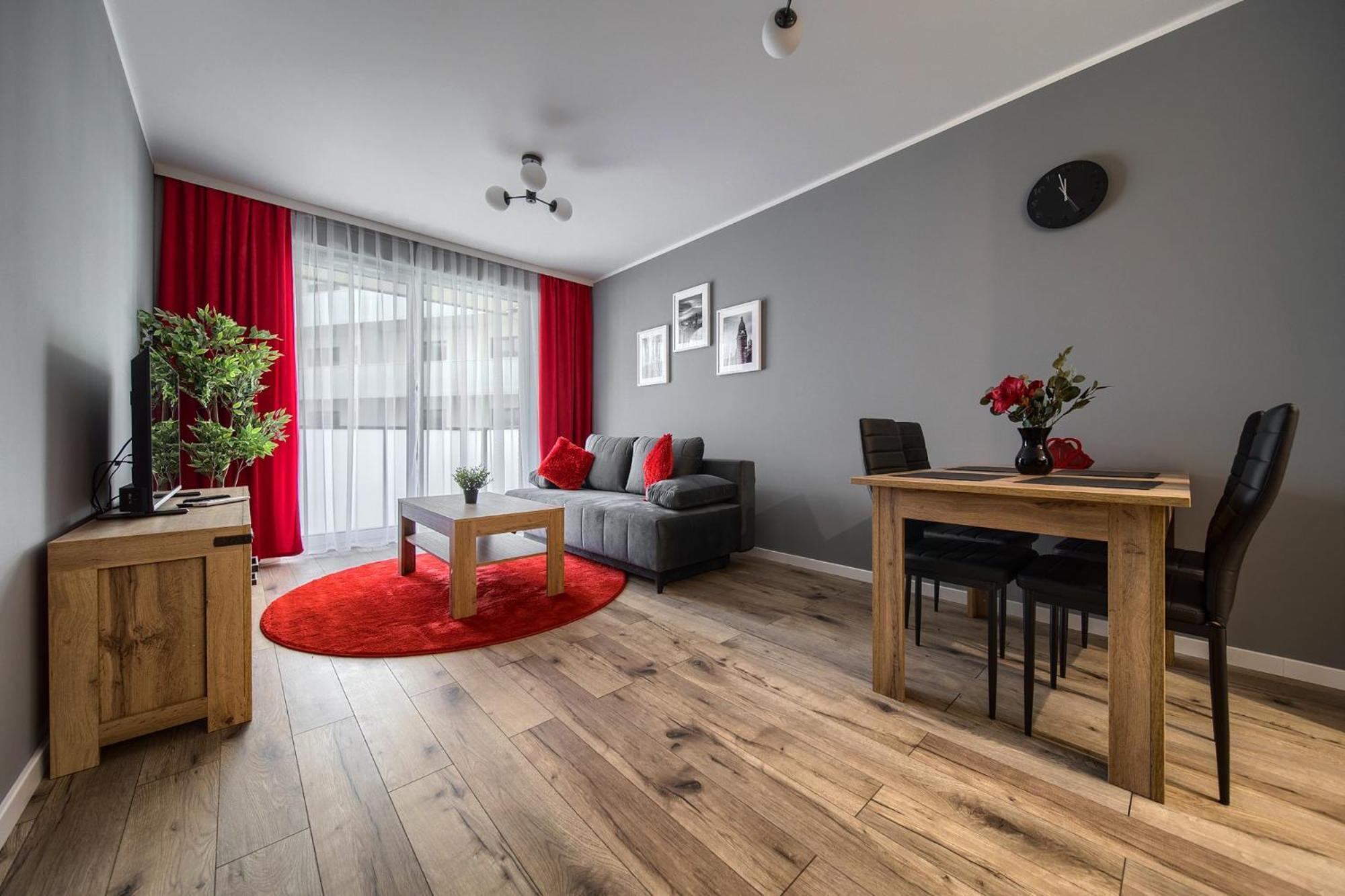 Central Park Red Apartment Wroclaw Exterior photo