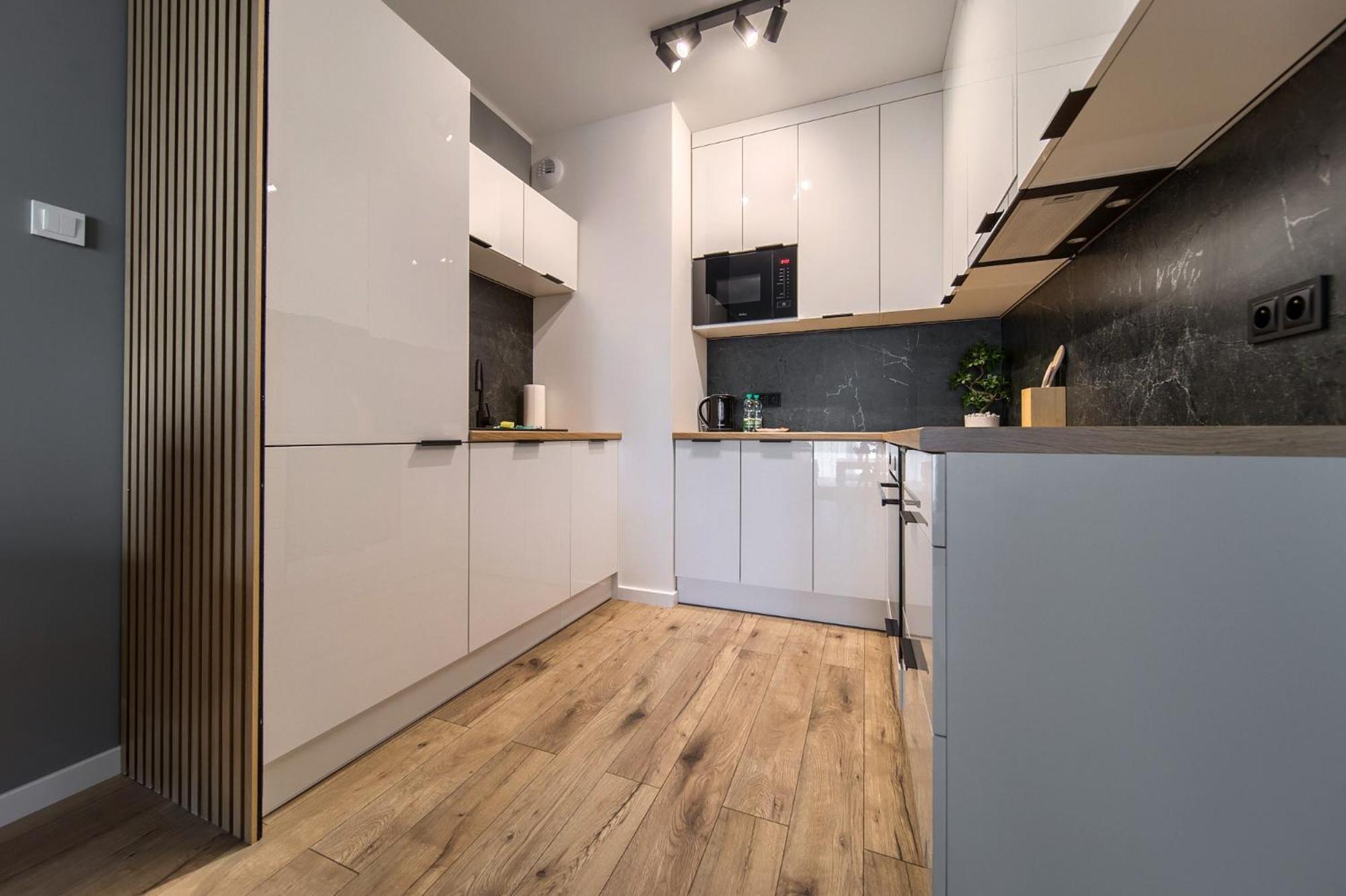 Central Park Red Apartment Wroclaw Exterior photo